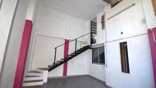 P H en Marcos Paz 3400