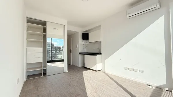 Departamento en Adolfo Alsina 1200