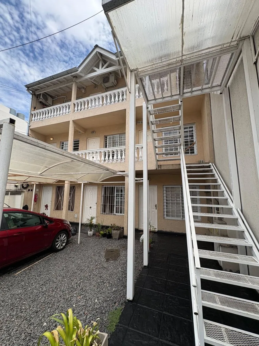 Departamento en General Cornelio Saavedra 300