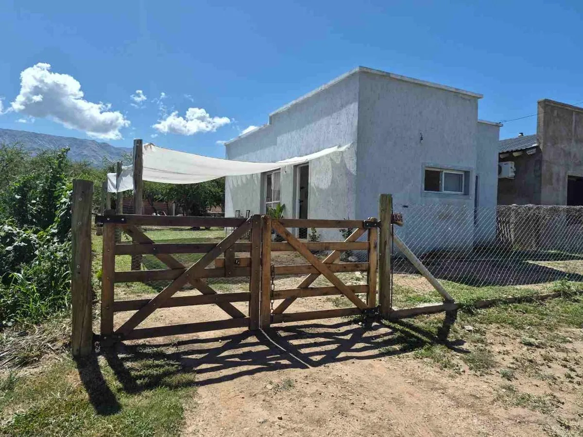 Casa en Hilda Magdalena Garcia 1500