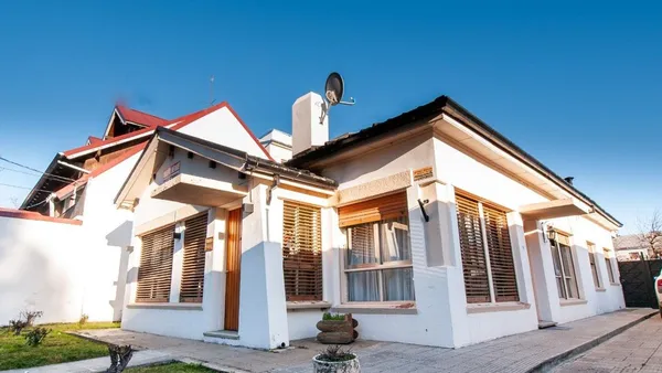 Casa en Avenida Ameghino 900