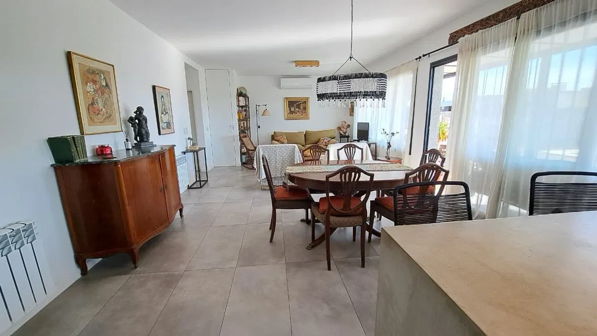 Casa en Barrio Santa Elena 5500