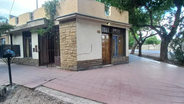Casa en Avenida Bartolomé Mitre 900