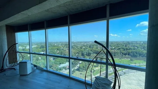 Oficina en Luis García 600