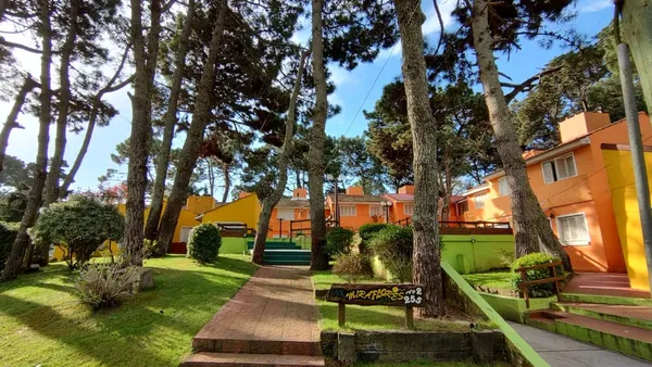 Departamento en Avenida 2 200