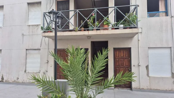 Departamento en 1 E/ 33 y 34 0