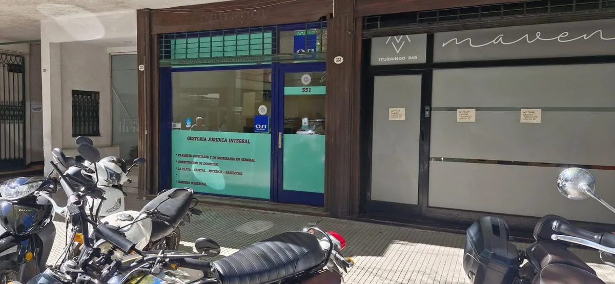 Local Comercial en Ituzaingo 300