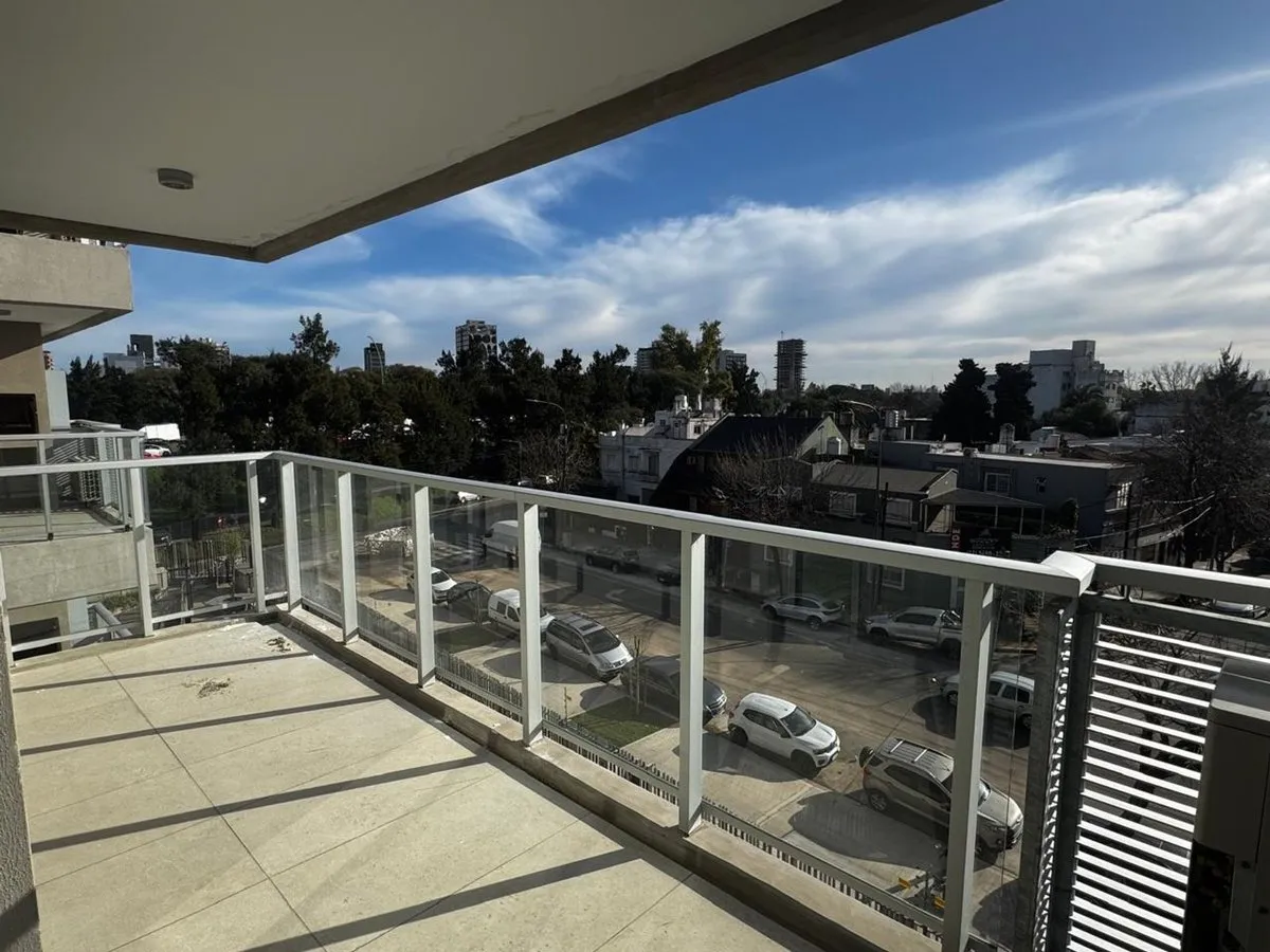 Departamento en Avenida Lastra 4200