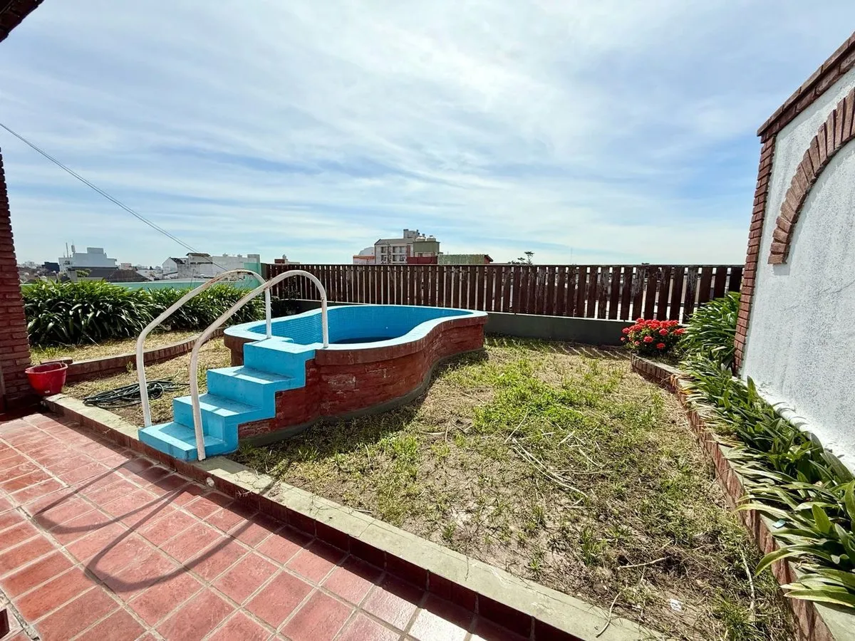 Casa en Cerrito 2000