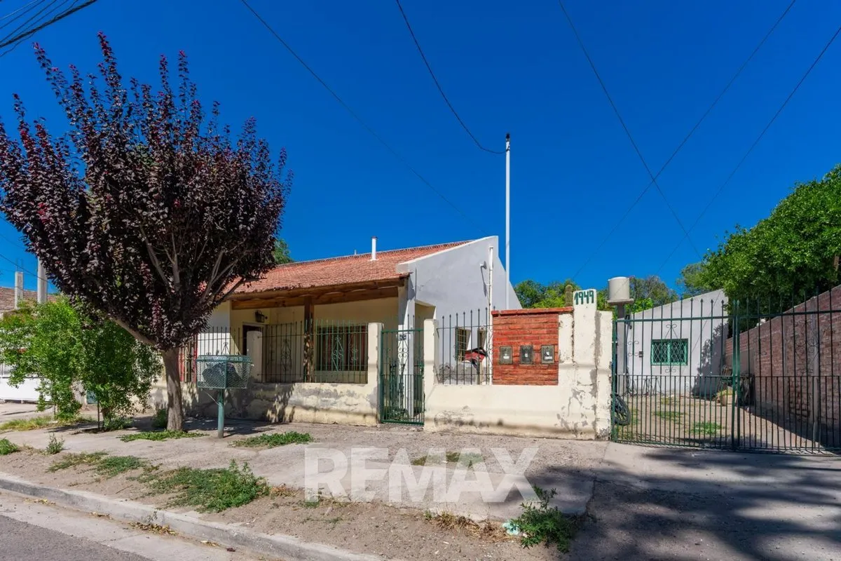 Casa en Chepes 1900