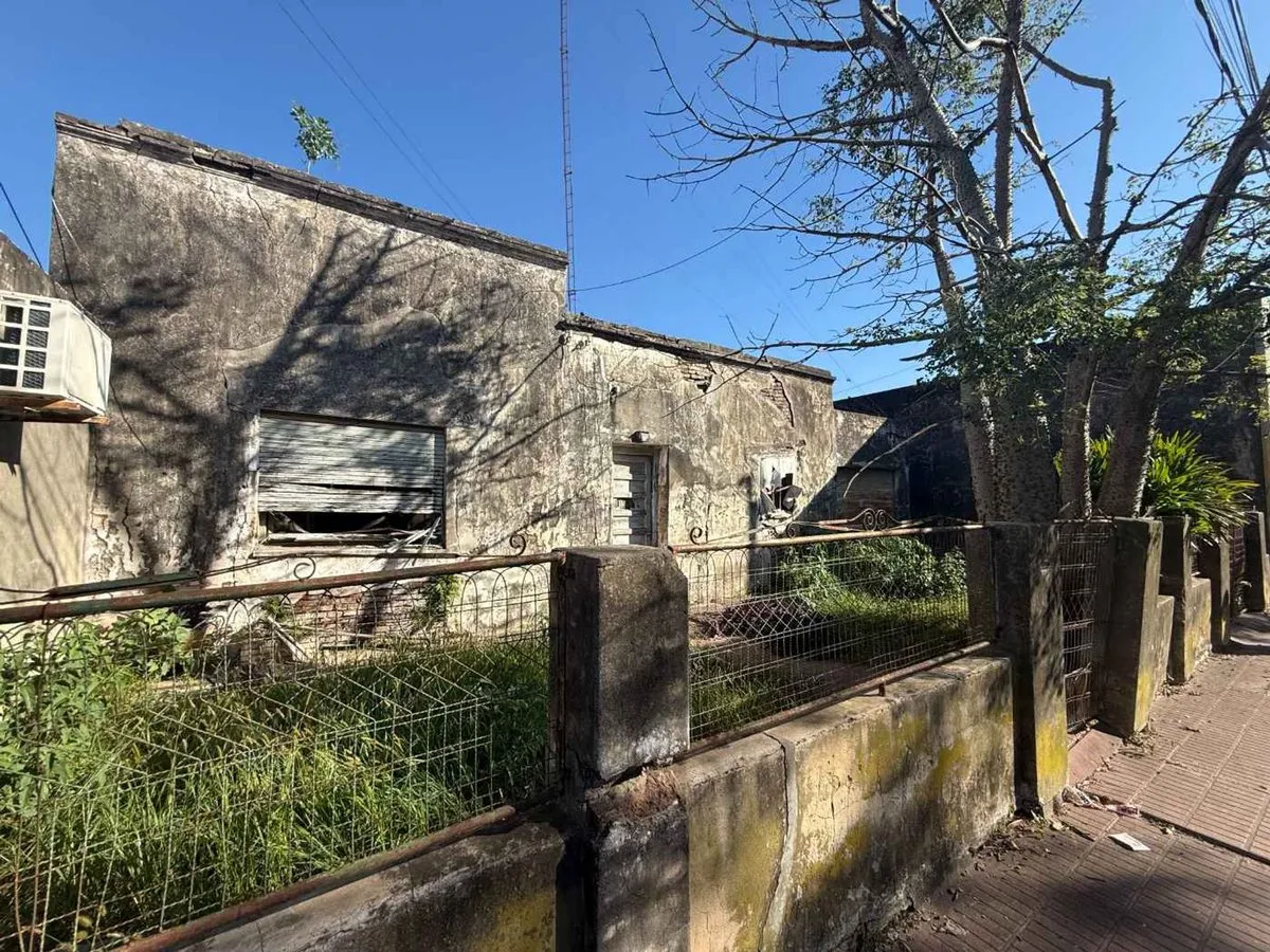 Casa en Av. Hipólito Yrigoyen 900