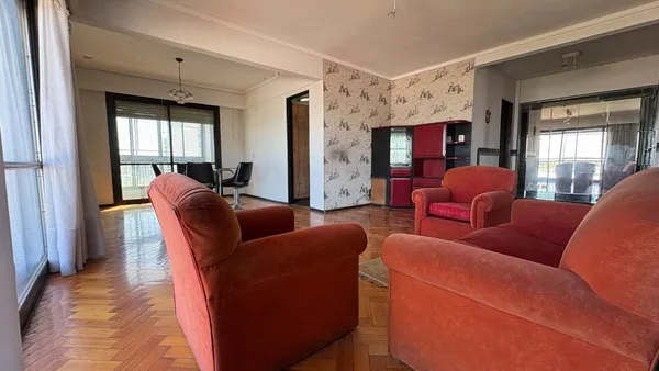 Departamento en Esquiú 900