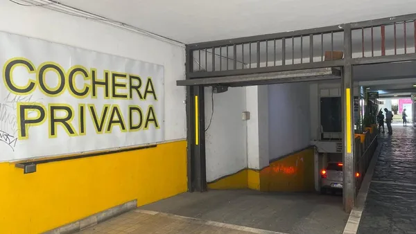 Cochera en Belgrano 100