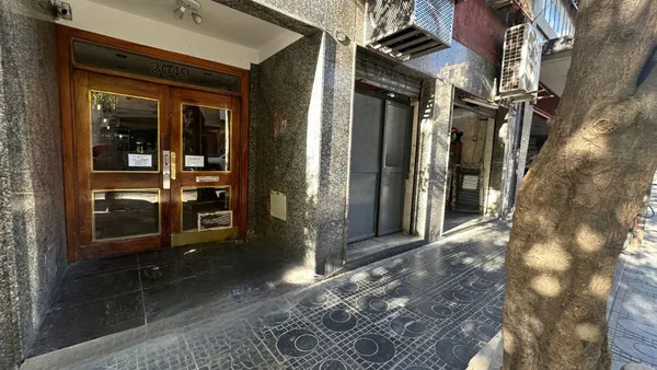 Departamento en Teniente General Juan Domingo Perón 2000