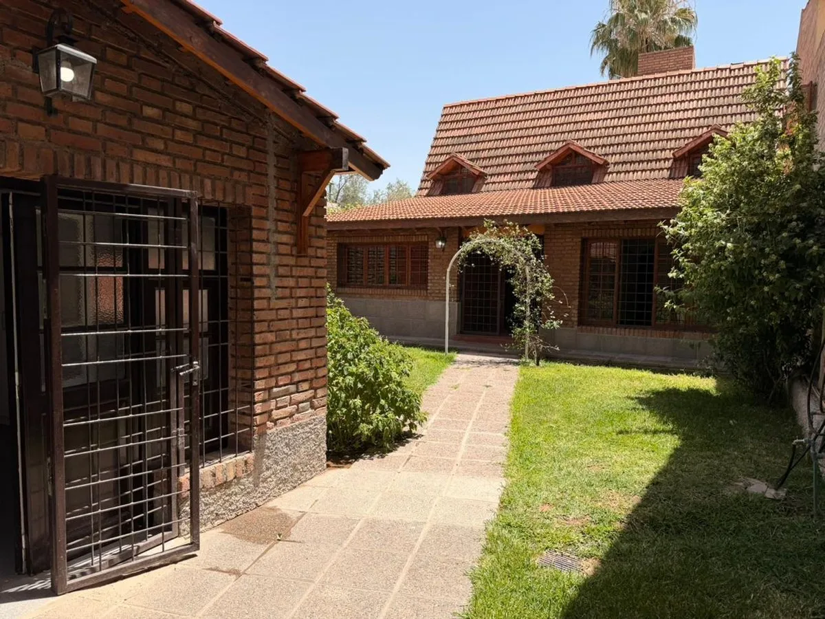 Casa en Gutiérrez 400