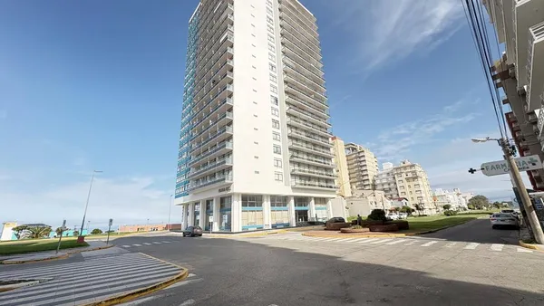 Departamento en Avenida 12 1300