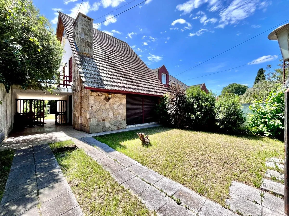 Casa en Thorne 700