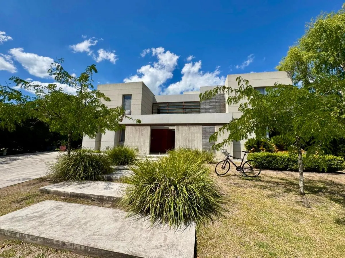 Casa en Avenida de los Lagos Nordelta 0