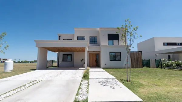 Casa en Vida Club de Campo 2100