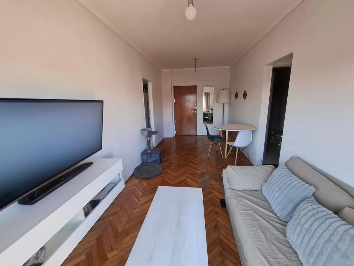 Departamento en Arregui 6500