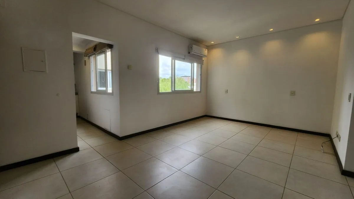 Departamento en Luzuriaga 0