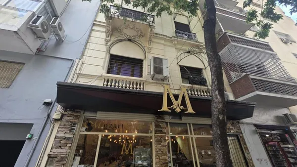 Local Comercial en Larrea 700