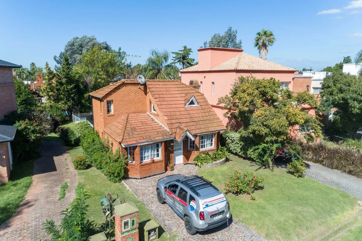 Casa en Calle Almafuerte 3900