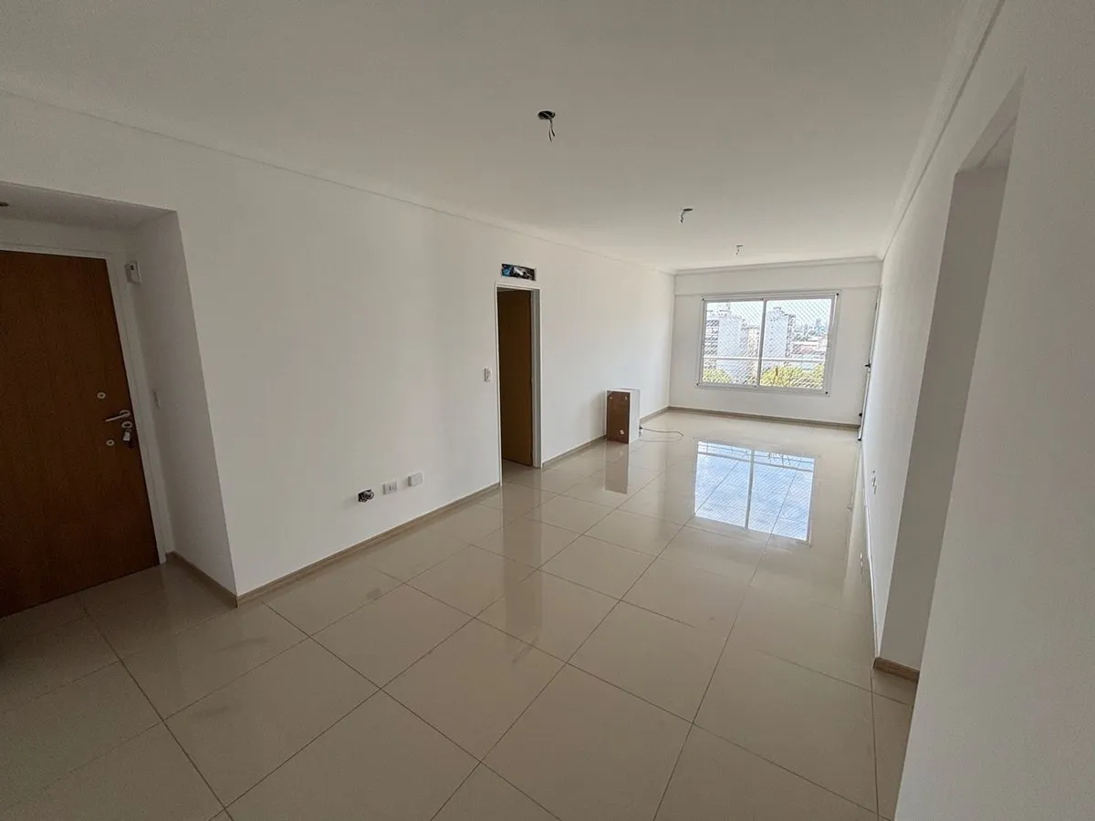 Departamento en Gral. Escalada 0