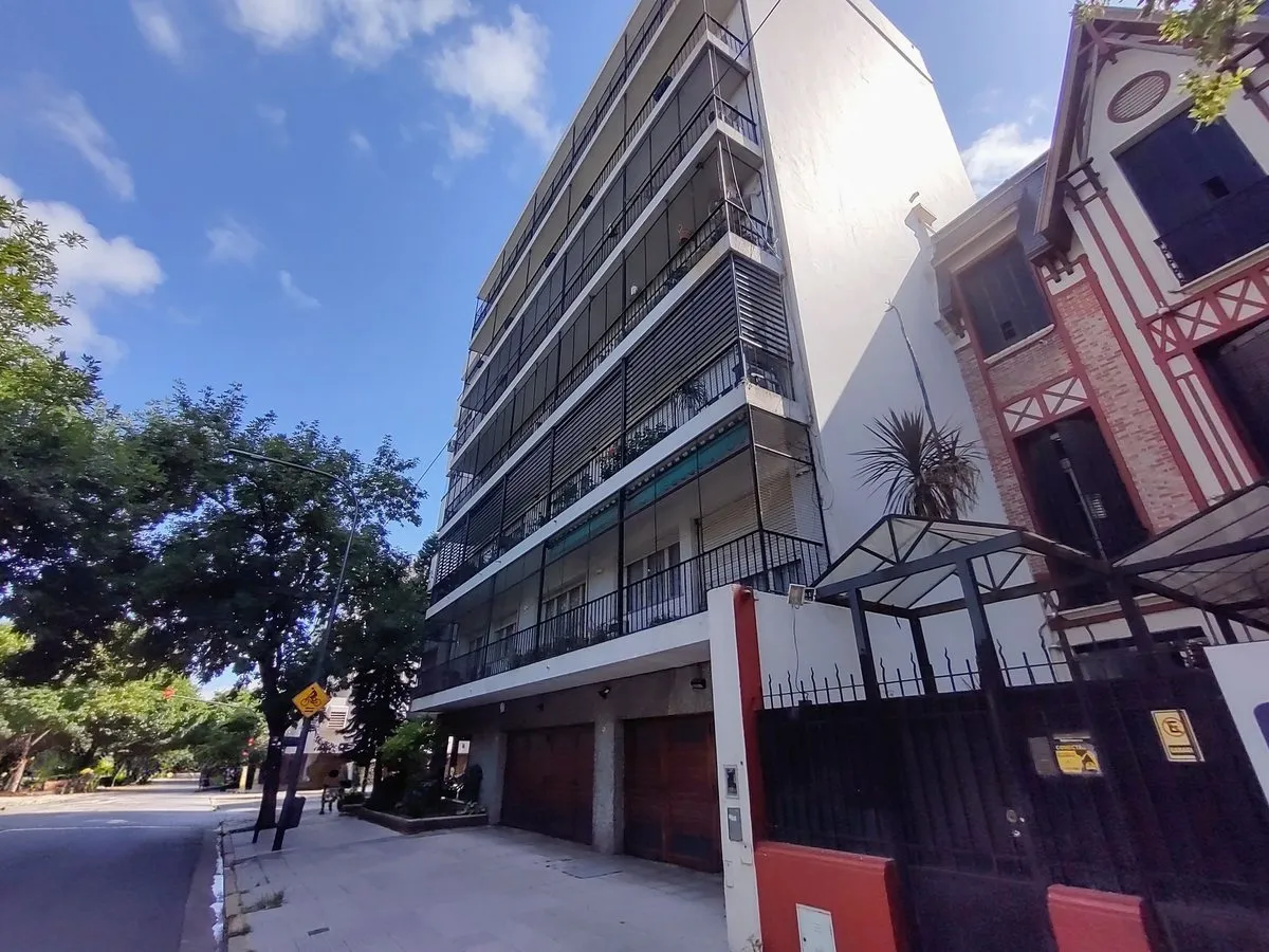Departamento en Echeverría 3400