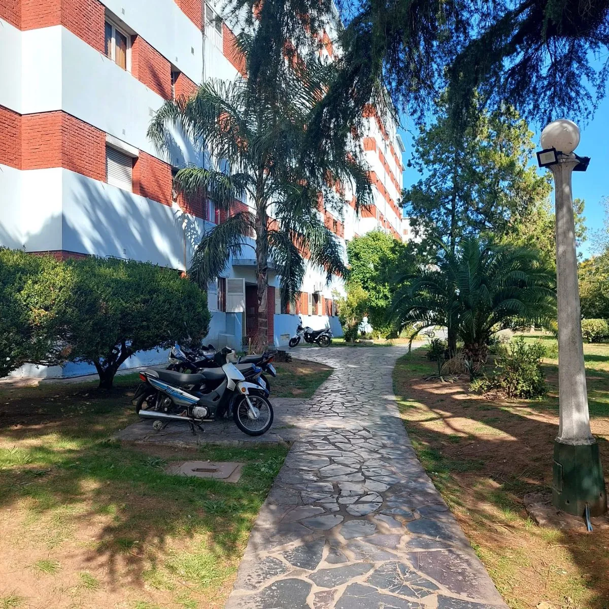 Departamento en Calle Jose E. Rodo 4200
