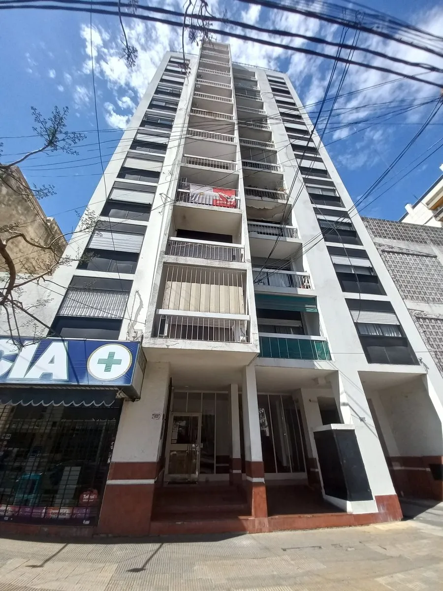 Departamento en Avenida Bartolomé Mitre 5800