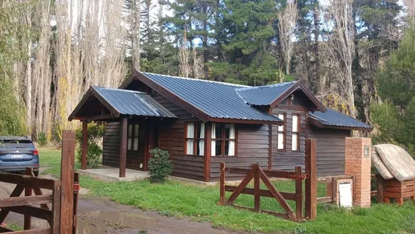 Casa en La Guadalosa 900
