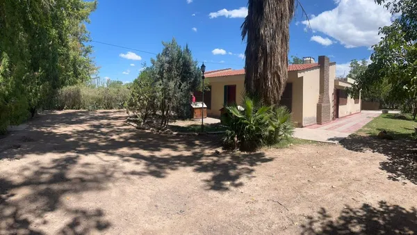 Campo en Zapata 600