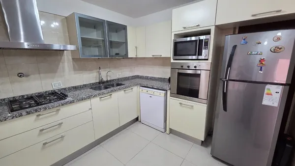 Departamento en Alsina 300