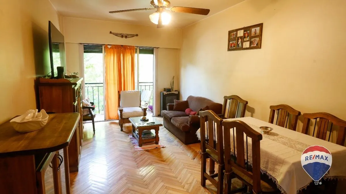 Departamento en Chacabuco 1200