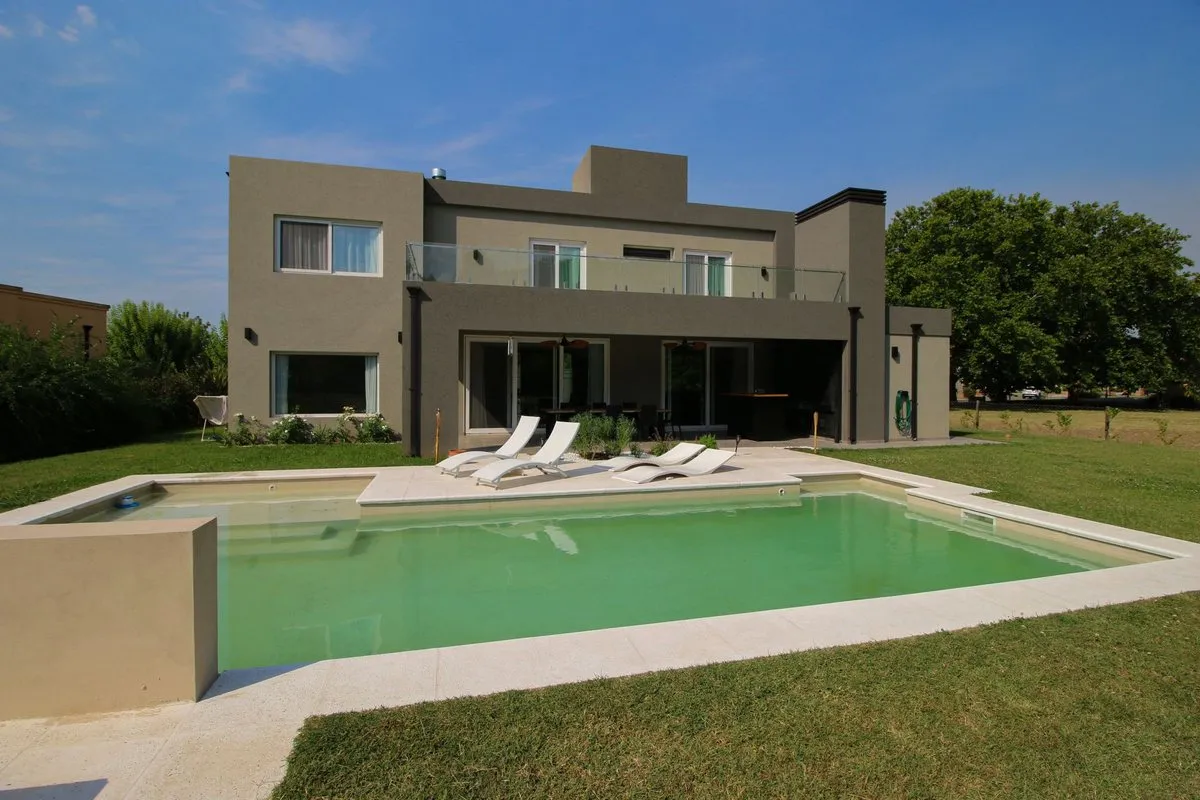 Casa en Ruta Provincial 6 100