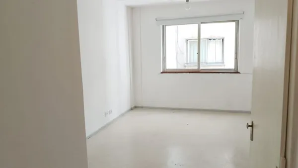 Departamento en Libertad 900