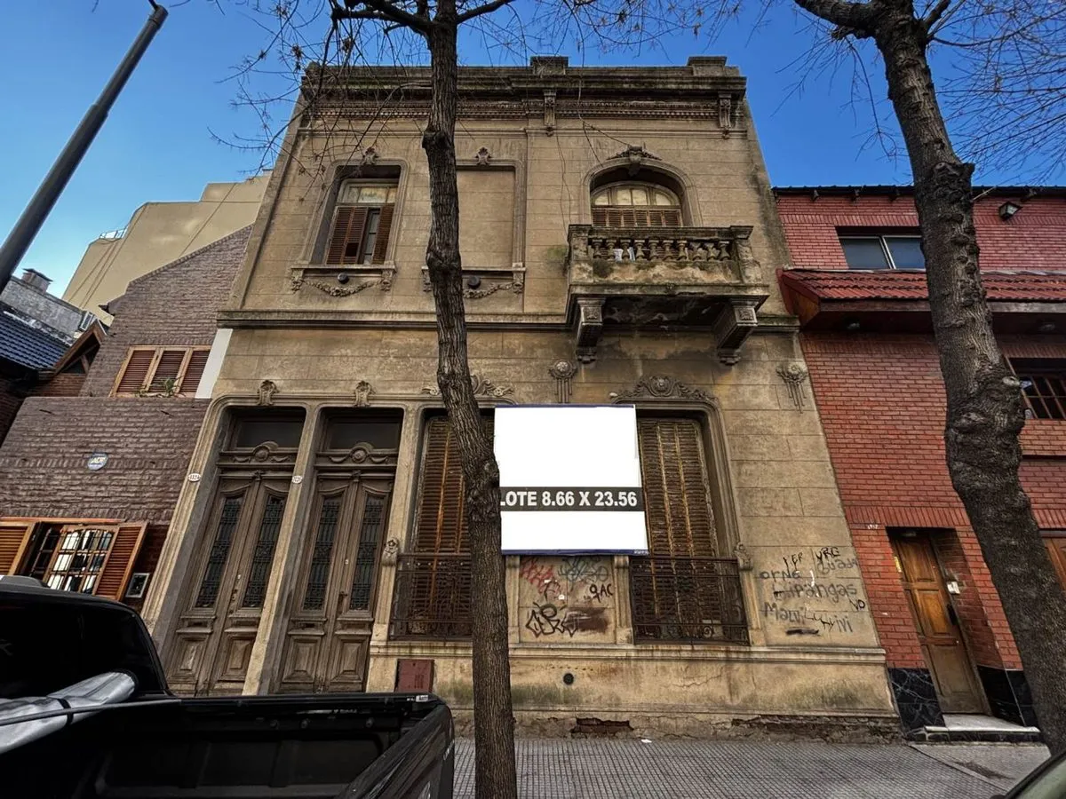 Lote en Isabel la Católica 1100