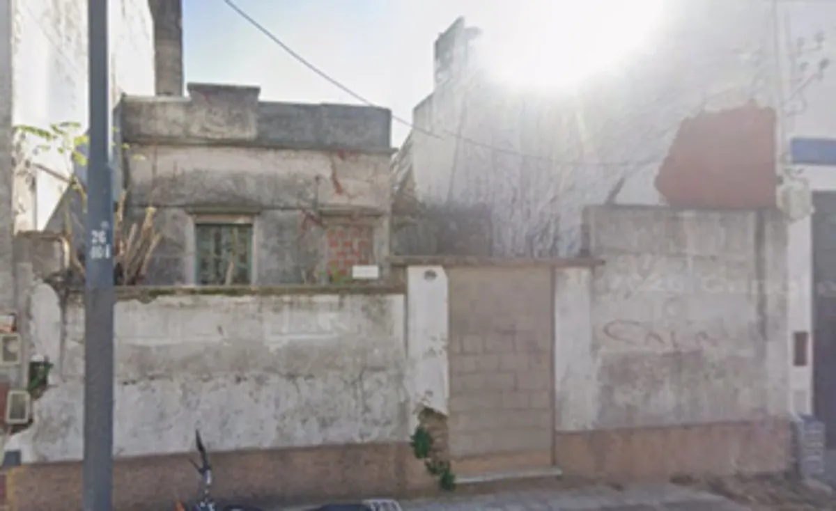 Lote en Pasaje el Quijote 2600