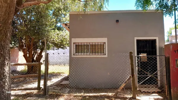 Casa en González Chavez 400