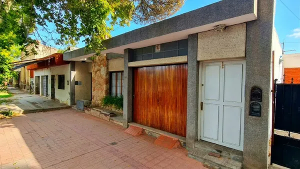 Casa en Comandante José A. Salas 500