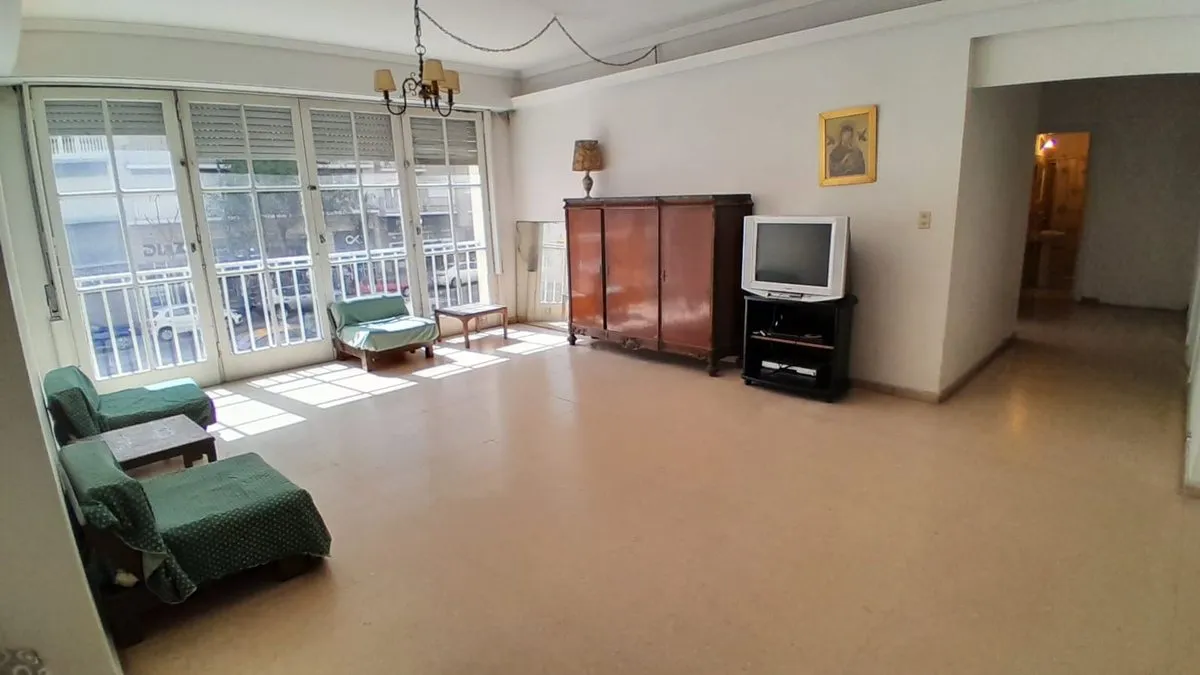 Departamento en Avenida Colón 1400