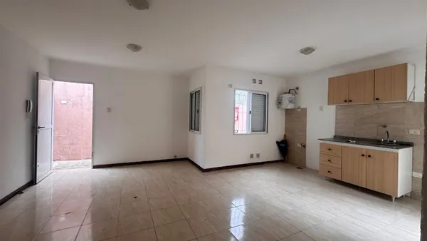 Departamento en Rincón 700