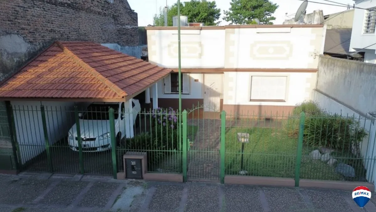 Casa en Calle 881 4600