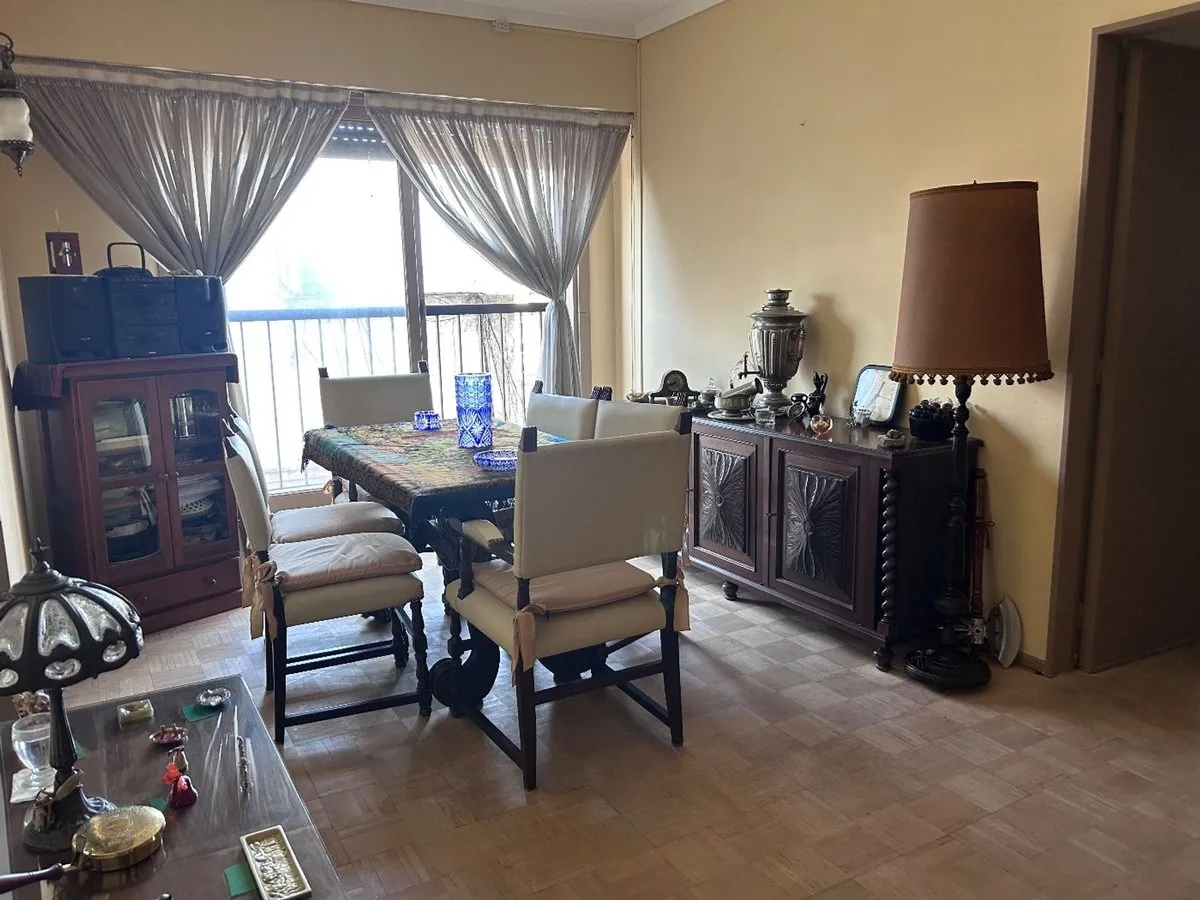 Departamento en Avenida Hipólito Yrigoyen 2400