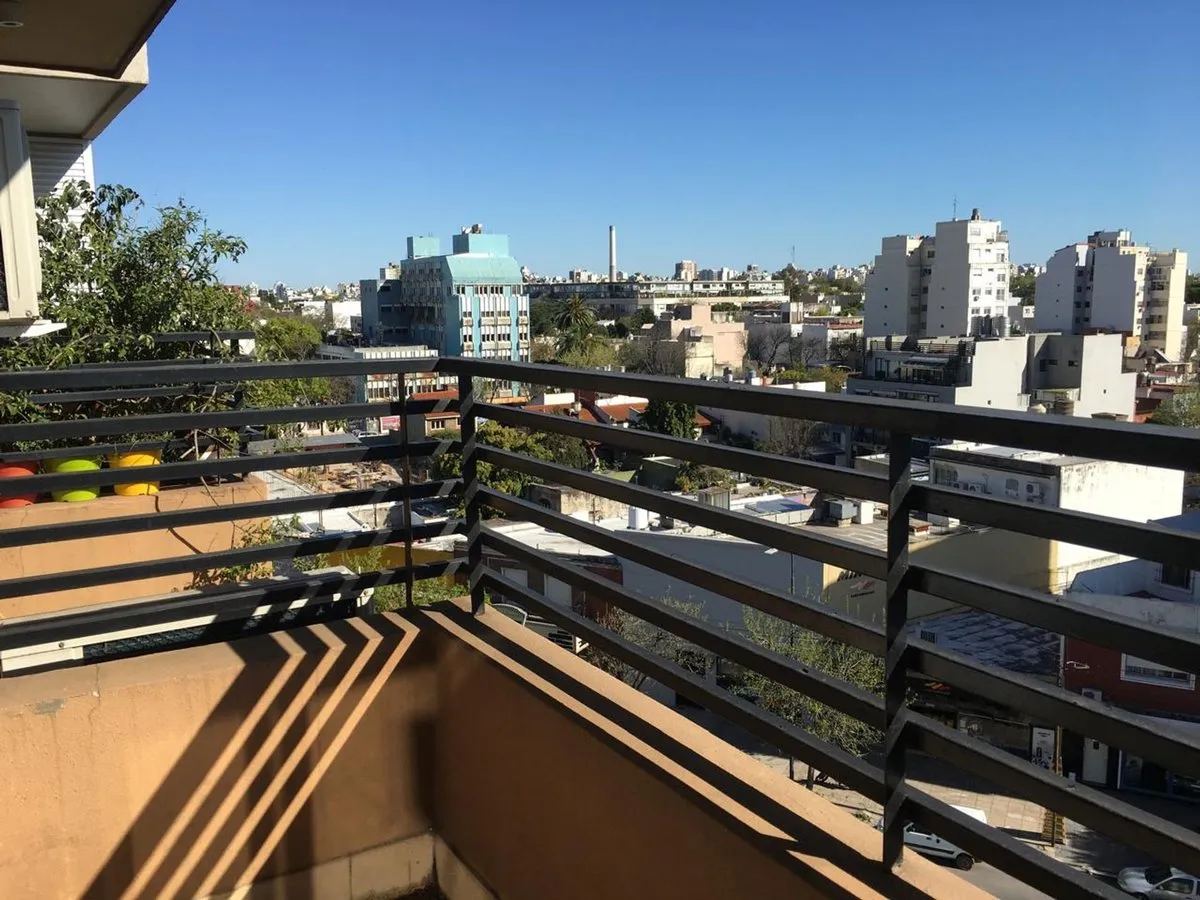 Departamento en Rómulo Naón 3600