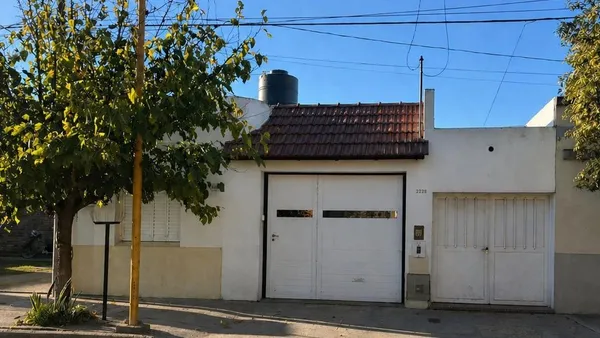 Casa en Larrea 2200