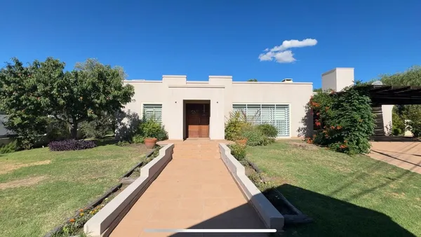 Casa en Concaran 1200