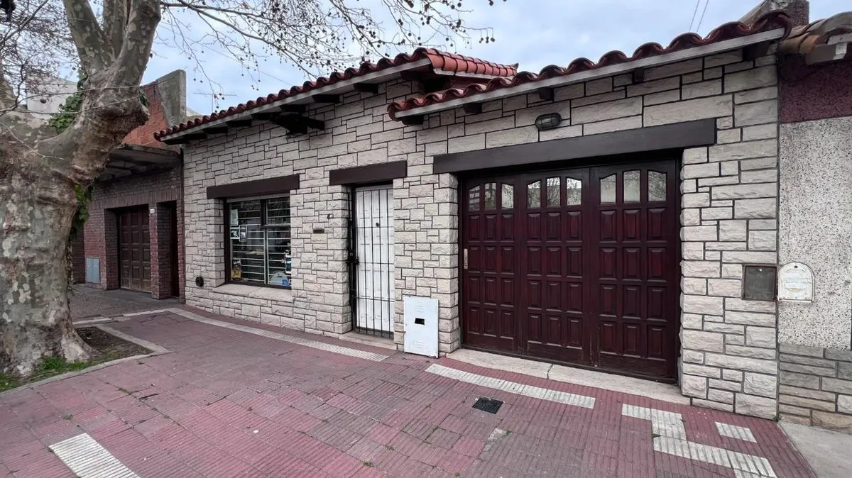 Casa en 11 de Septiembre 4200