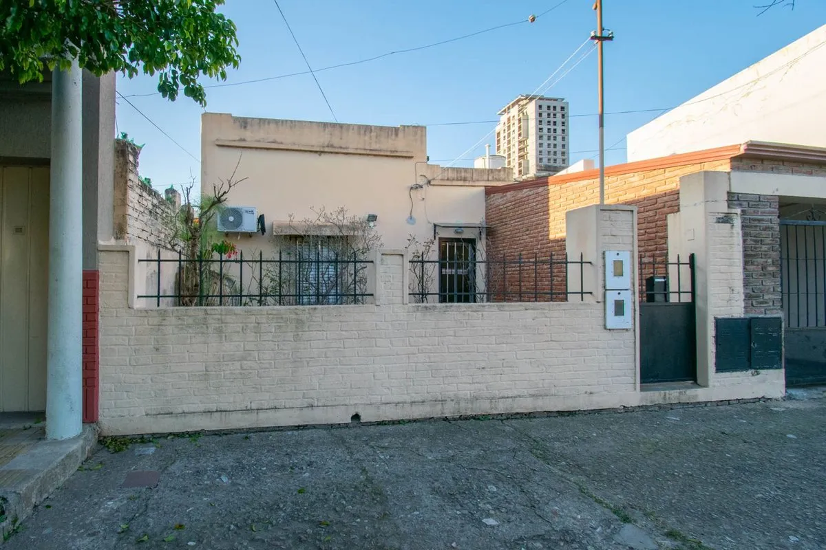 Casa en Pedro Díaz Colodrero 2200